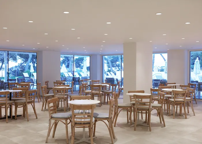 Best 12 Spa Hotels in Santa Eularia des Riu for a Relaxing Getaway
