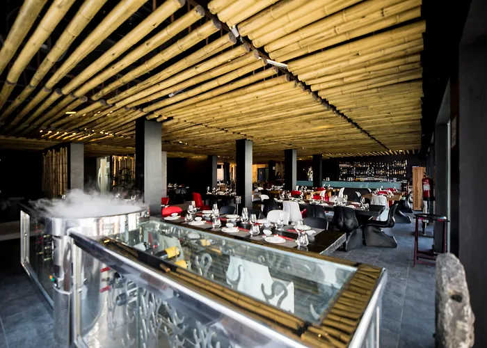 San Antonio (Ibiza) Hotels near Ibiza Airport (IBZ)