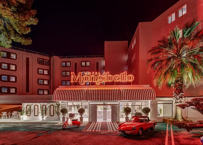 Santa Eularia des Riu hotels near Ibiza Golf Club