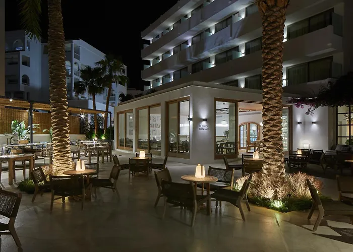 Family Friendly hotels in Santa Eularia des Riu