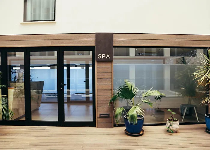 Best 7 Spa Hotels in Ibiza Town for a Relaxing Getaway