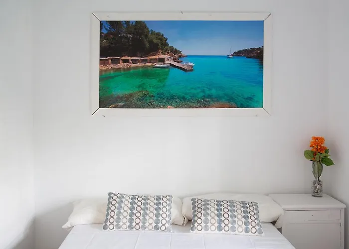 San Antonio (Ibiza) hotels near O Beach Ibiza