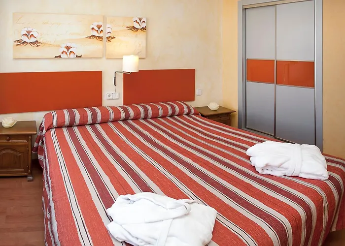 Apartamentos Parot Quality Santa Eularia des Riu