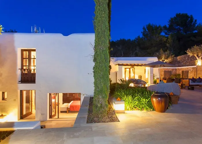 Santa Eularia des Riu Luxury Villas